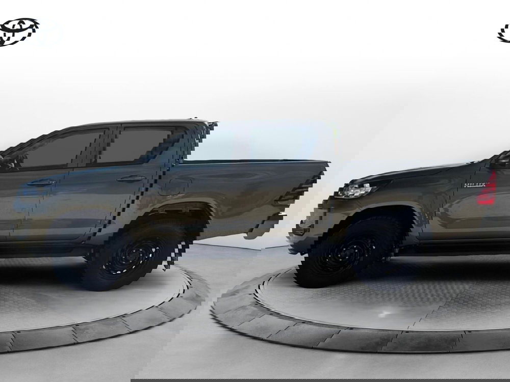 Toyota Hilux nuova a Ragusa (2)