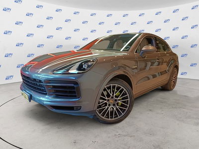 Porsche Cayenne 3.0 V6 E-Hybrid del 2020 usata a Serravalle Pistoiese