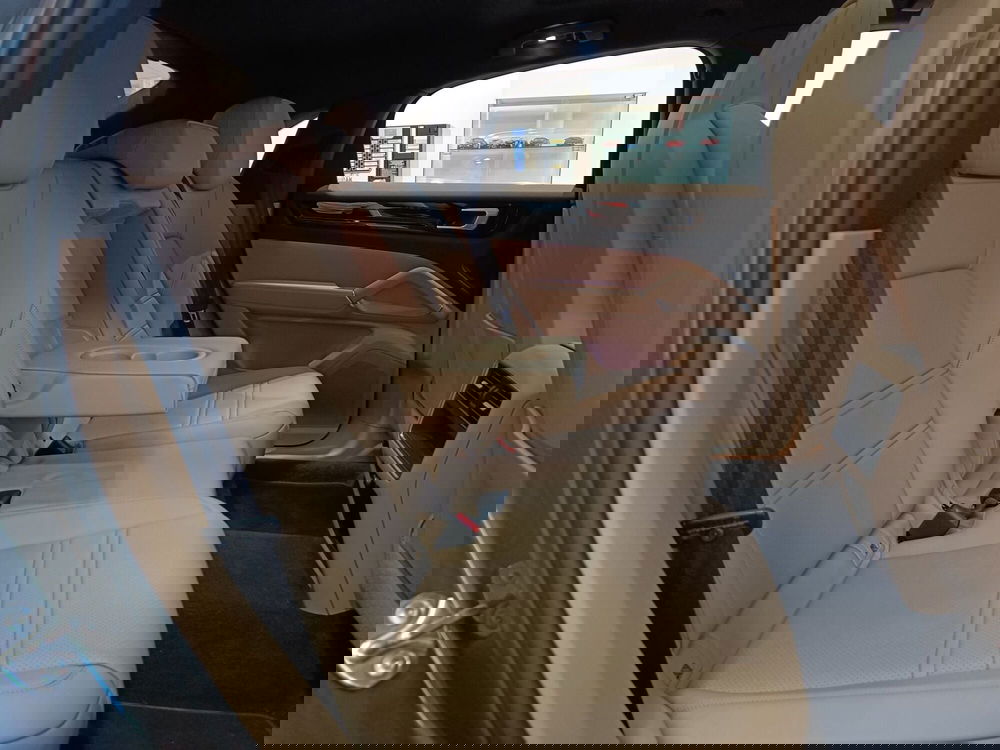 Porsche Cayenne usata a Pistoia (15)