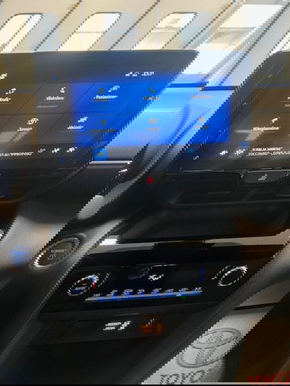 Toyota Yaris Cross usata a Prato (12)