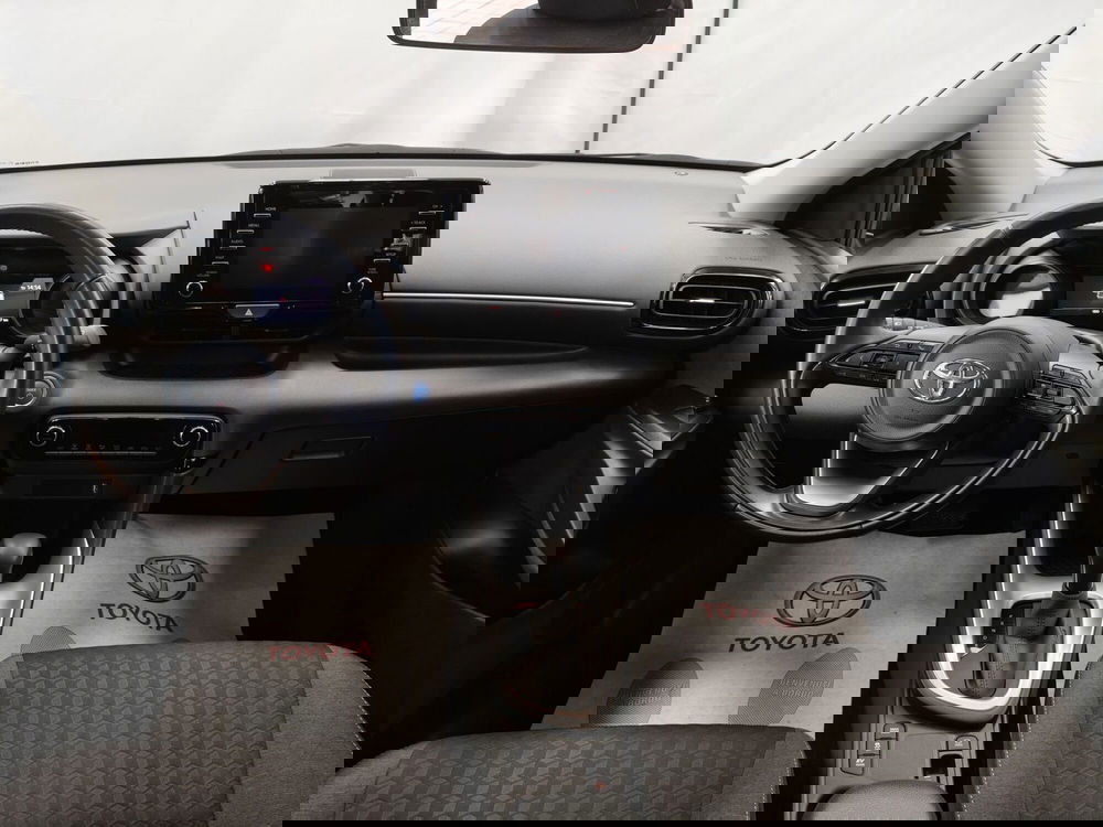 Toyota Yaris usata a Roma (9)