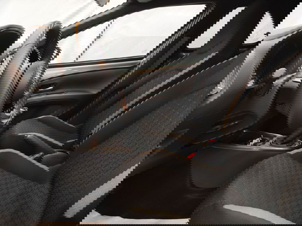 Toyota Aygo X usata a Roma (14)