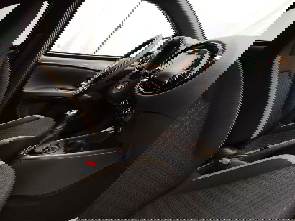 Toyota Aygo X usata a Roma (6)