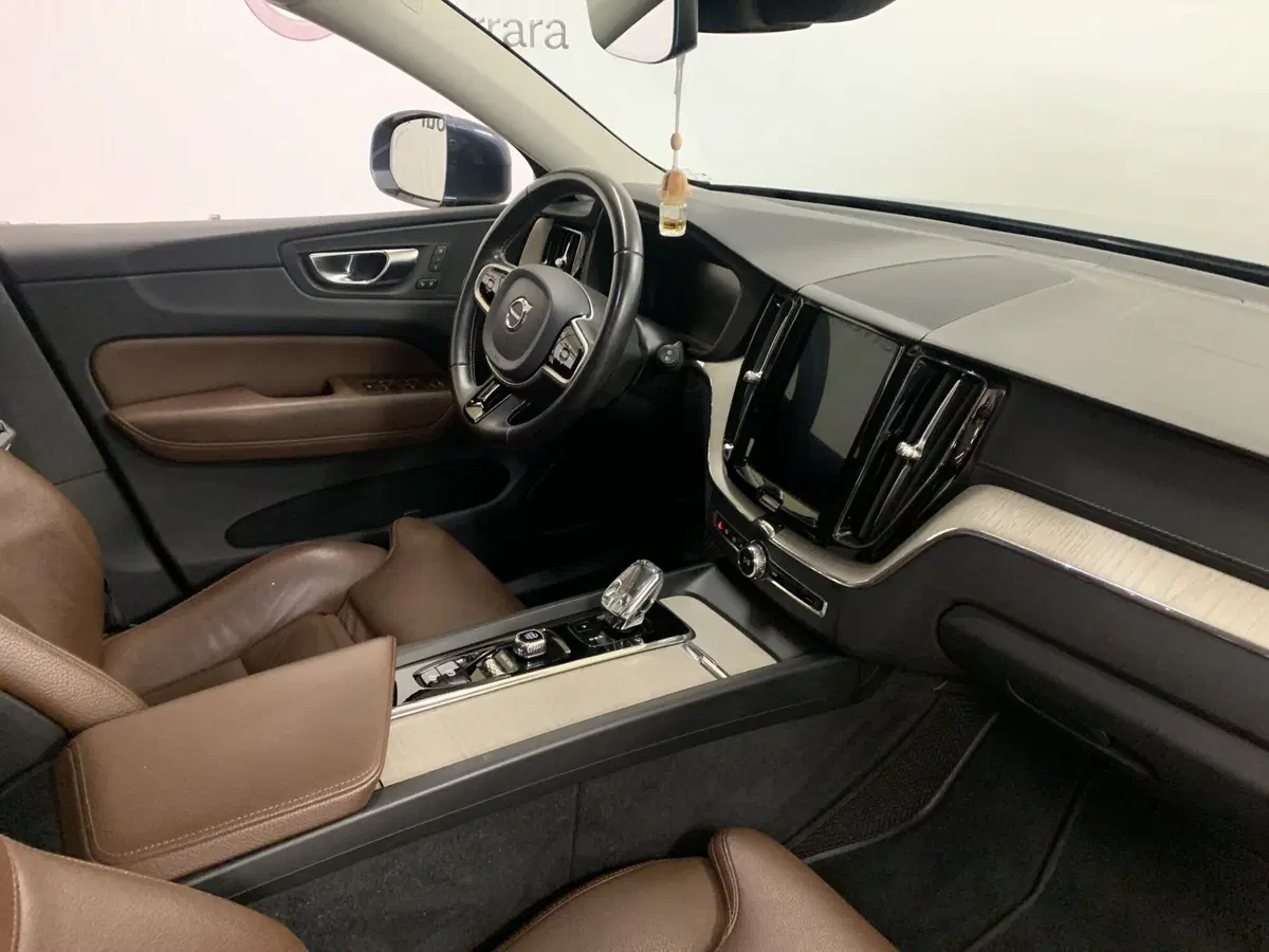 Volvo XC60 usata a Ferrara (16)