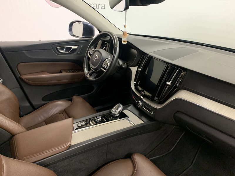 Volvo XC60 usata a Ferrara (16)