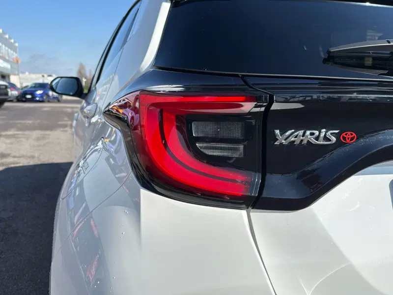 Toyota Yaris usata a Mantova (10)