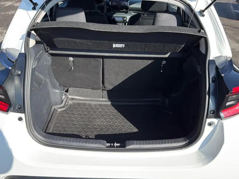 Toyota Yaris usata a Mantova (14)