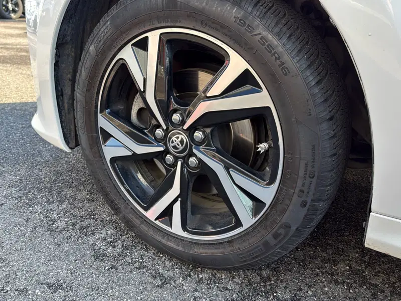 Toyota Yaris usata a Mantova (15)
