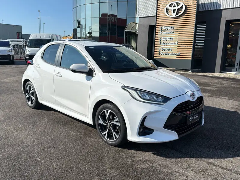 Toyota Yaris usata a Mantova (8)