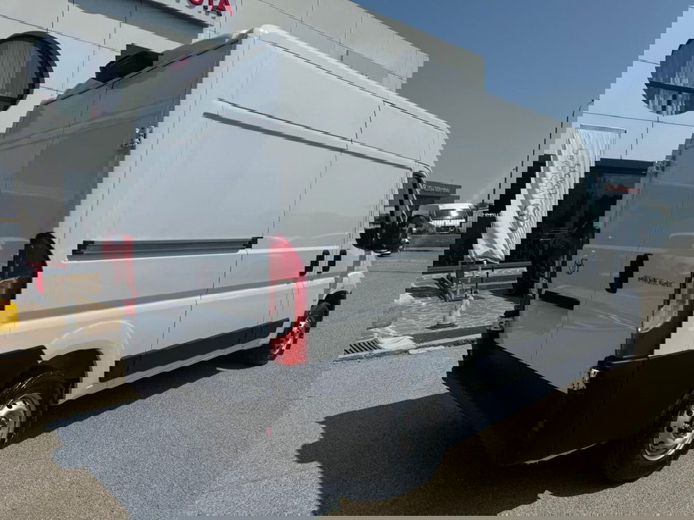 Toyota Proace Max Furgone nuova a Bologna (6)