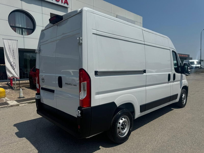 Toyota Proace Max Furgone nuova a Bologna (6)
