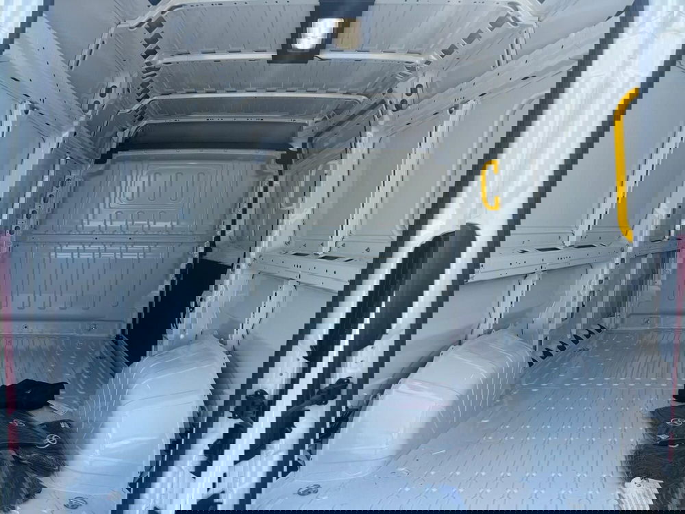 Toyota Proace Max Furgone nuova a Bologna (9)