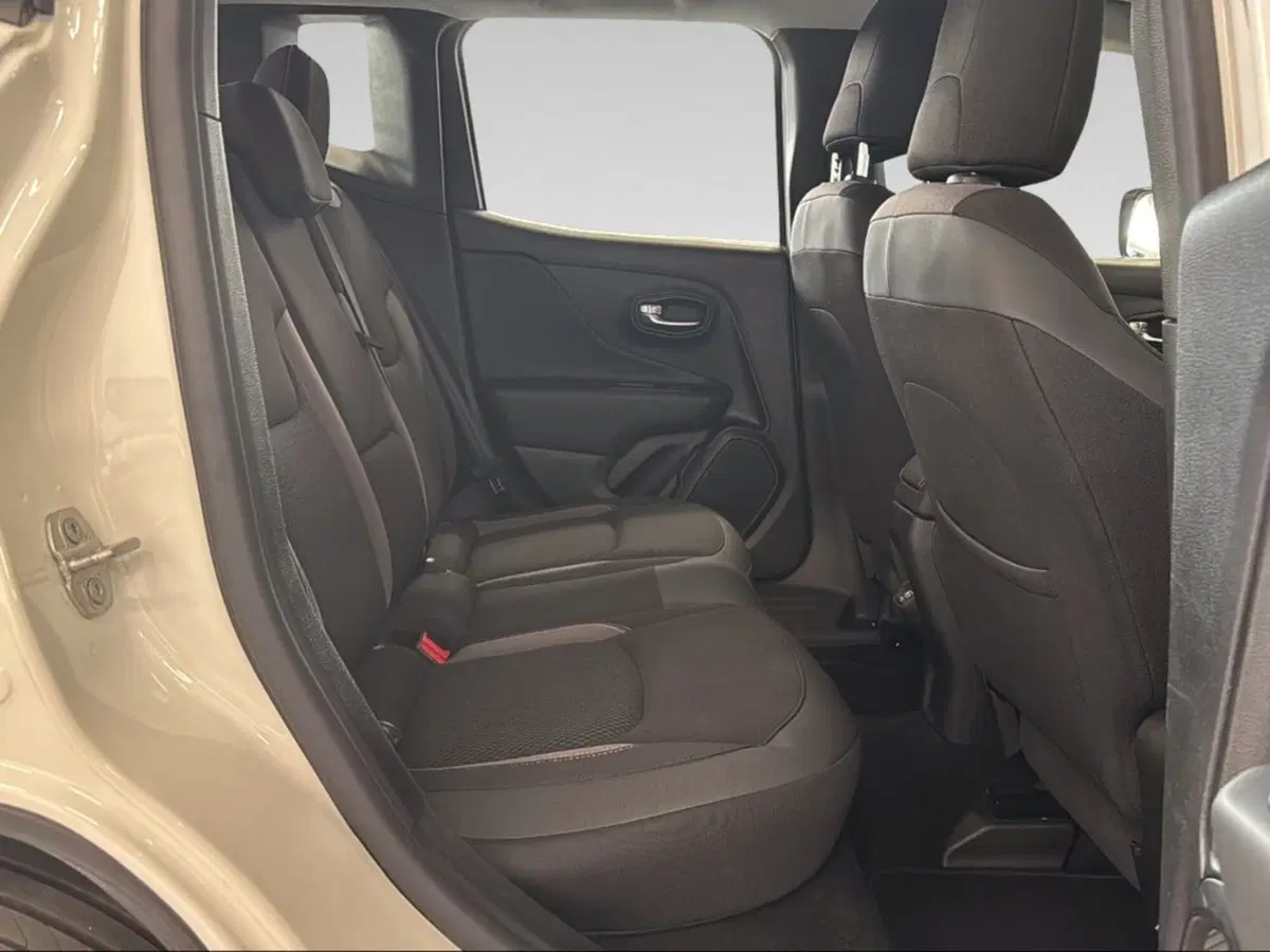 Jeep Renegade usata a Siena (15)