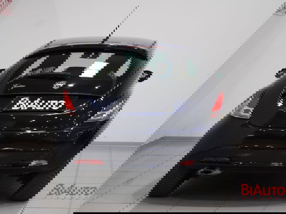 Lancia Ypsilon usata a Firenze (4)