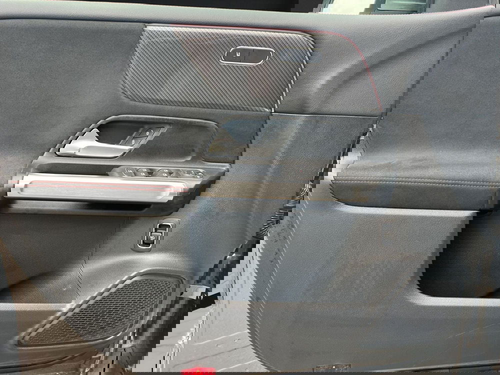 Mercedes-Benz GLB usata a Cosenza (12)