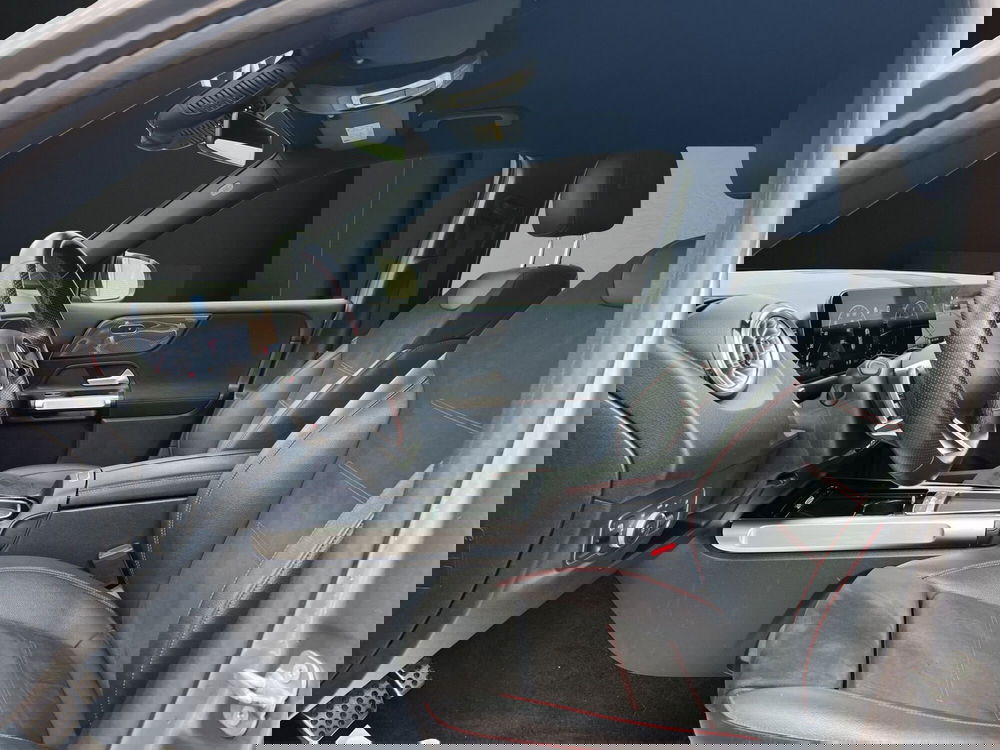 Mercedes-Benz GLB usata a Cosenza (9)