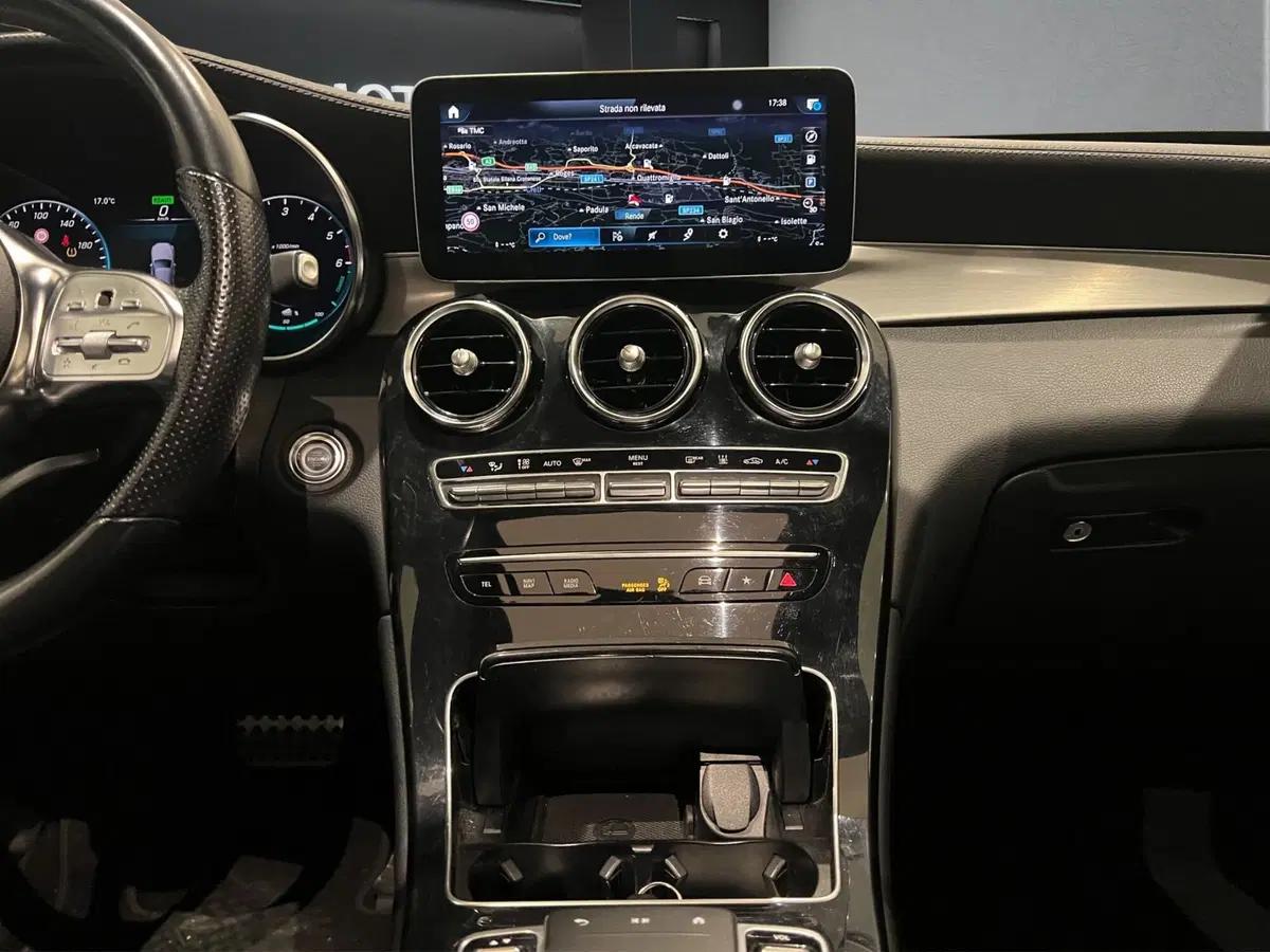 Mercedes-Benz GLC Coupé usata a Cosenza (16)
