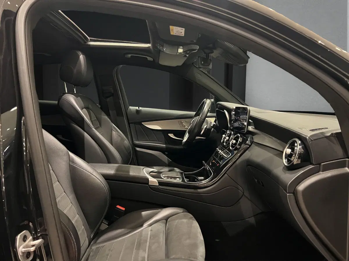 Mercedes-Benz GLC Coupé usata a Cosenza (18)
