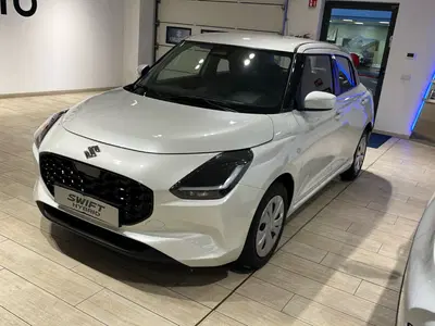 Suzuki Swift 1.2h Waku 2wd 81cv nuova a Vercelli
