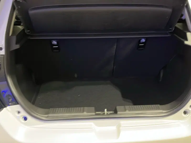Suzuki Swift nuova a Vercelli (10)