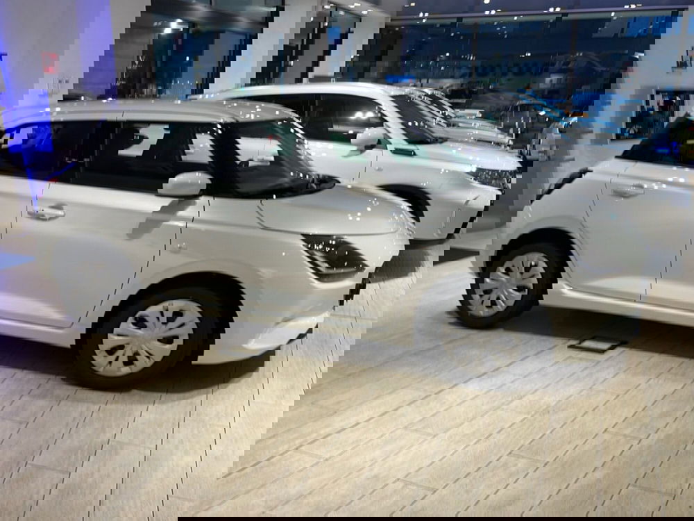 Suzuki Swift nuova a Vercelli (3)