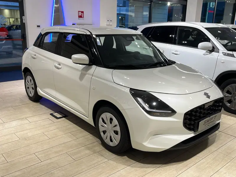 Suzuki Swift nuova a Vercelli (5)