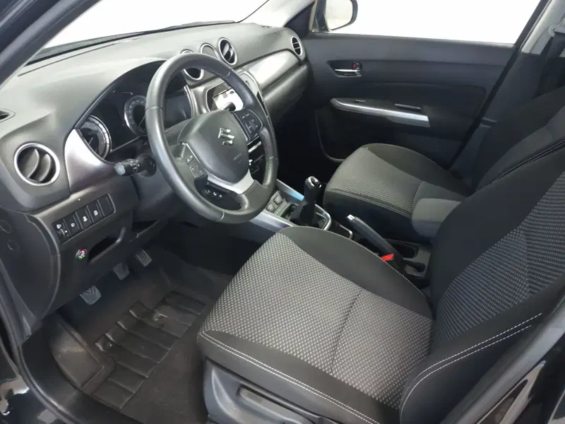 Suzuki Vitara usata a Torino (8)