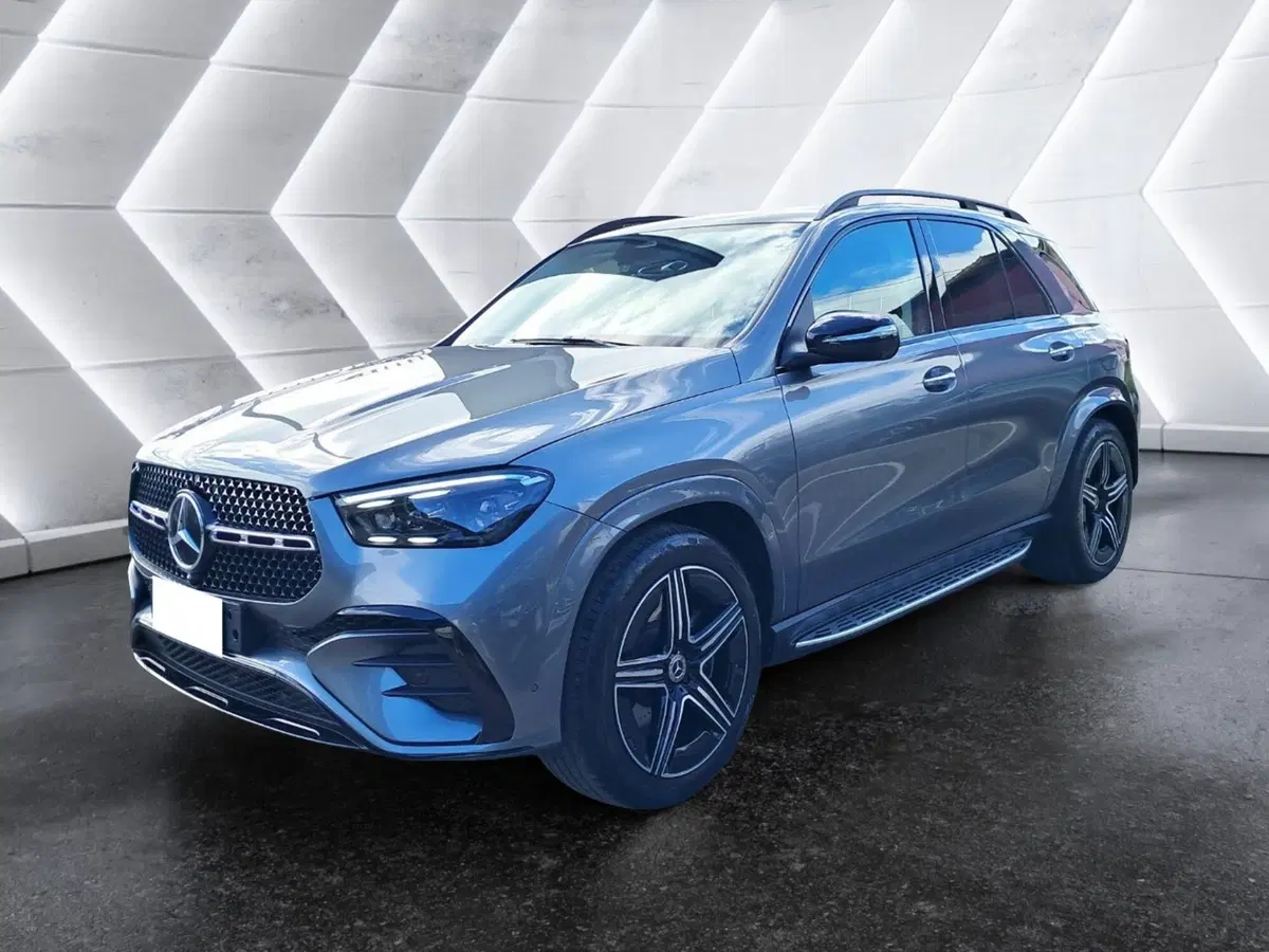 Mercedes-Benz GLE SUV usata a Salerno