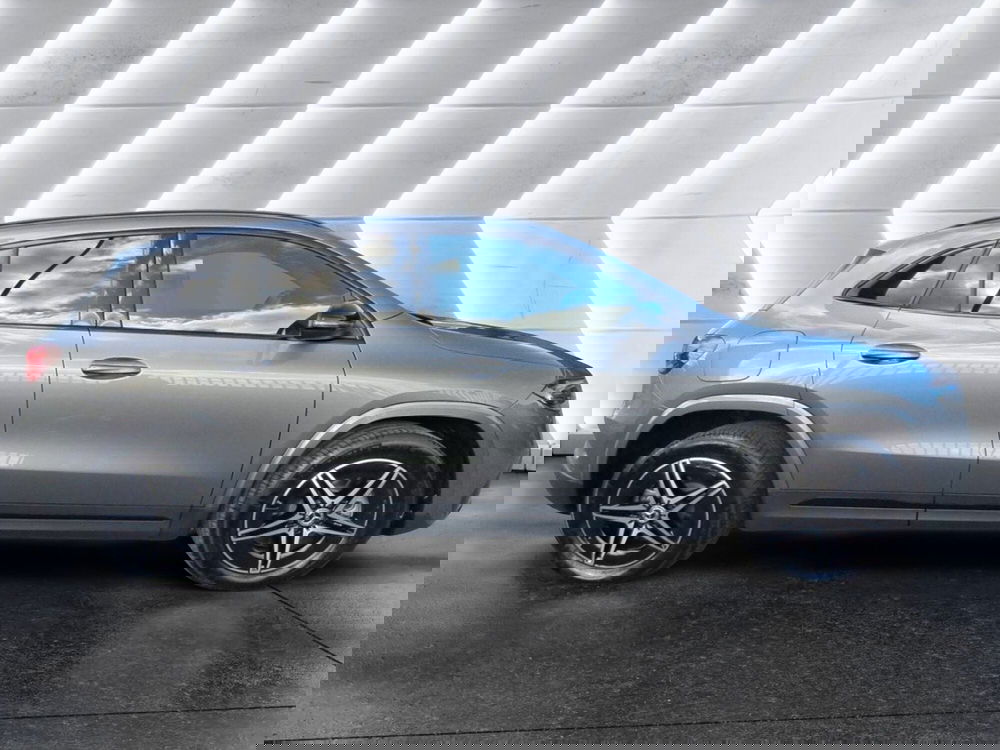 Mercedes-Benz EQA usata a Salerno (4)