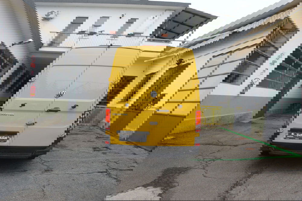 Volkswagen Veicoli Commerciali Crafter Furgone usata a Torino (11)