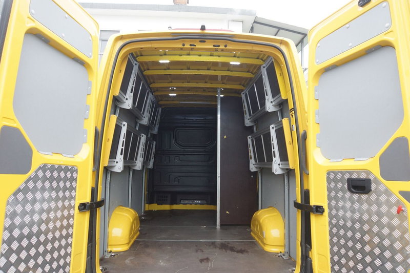 Volkswagen Veicoli Commerciali Crafter Furgone usata a Torino (14)