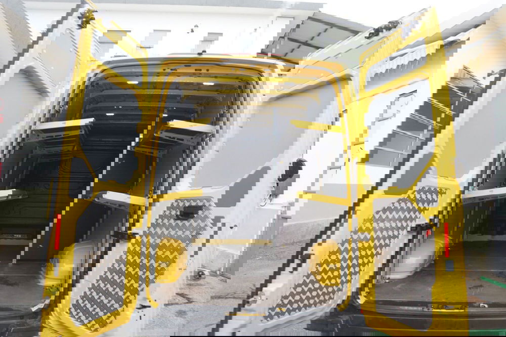 Volkswagen Veicoli Commerciali Crafter Furgone usata a Torino (15)