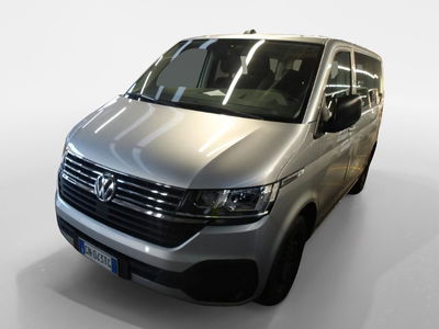 Volkswagen Veicoli Commerciali T6.1 caravelle 2.0 tdi 150cv Comfortline p.c. del 2023 usata a Torino