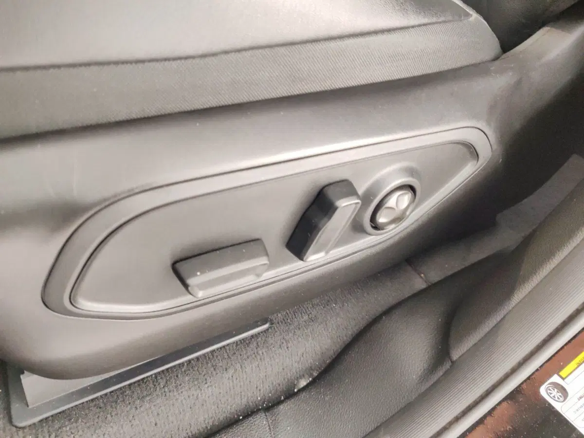 Jeep Grand Cherokee usata a Massa-Carrara (10)