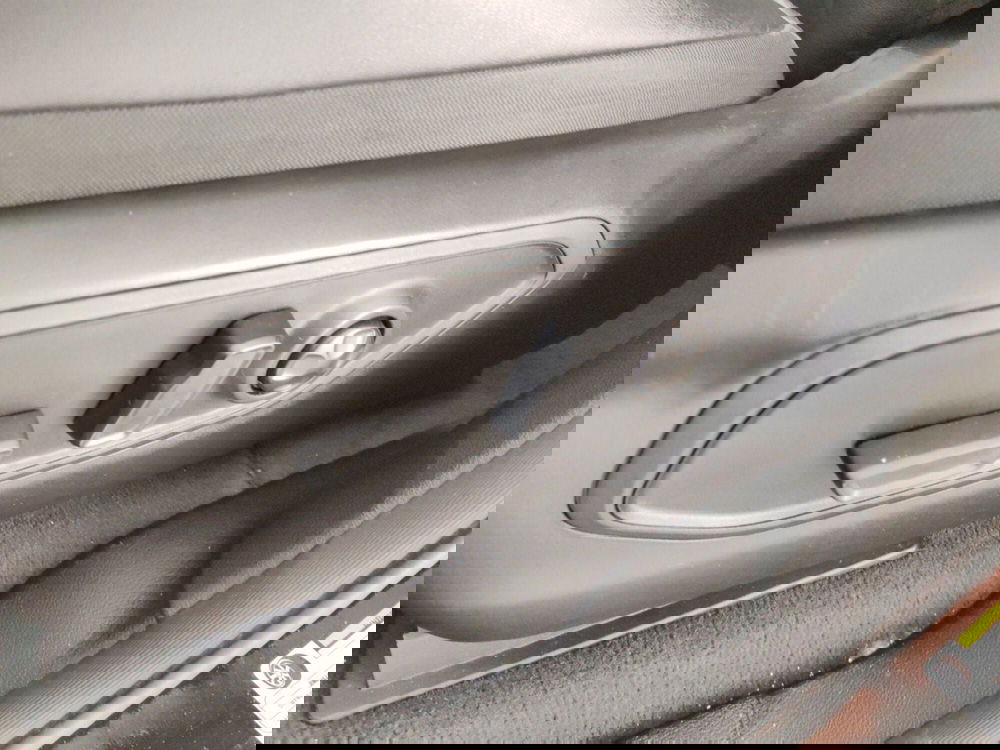 Jeep Grand Cherokee usata a Massa-Carrara (10)