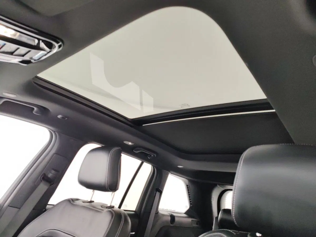 Jeep Grand Cherokee usata a Massa-Carrara (11)