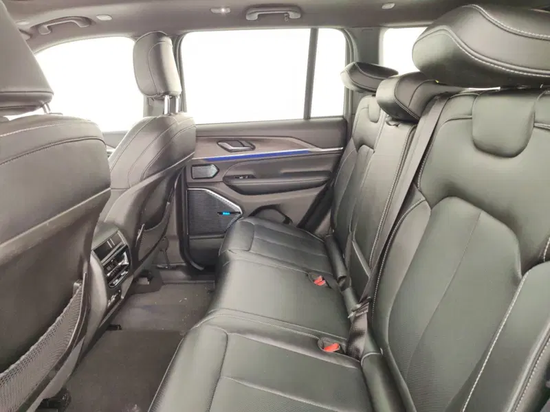 Jeep Grand Cherokee usata a Massa-Carrara (12)