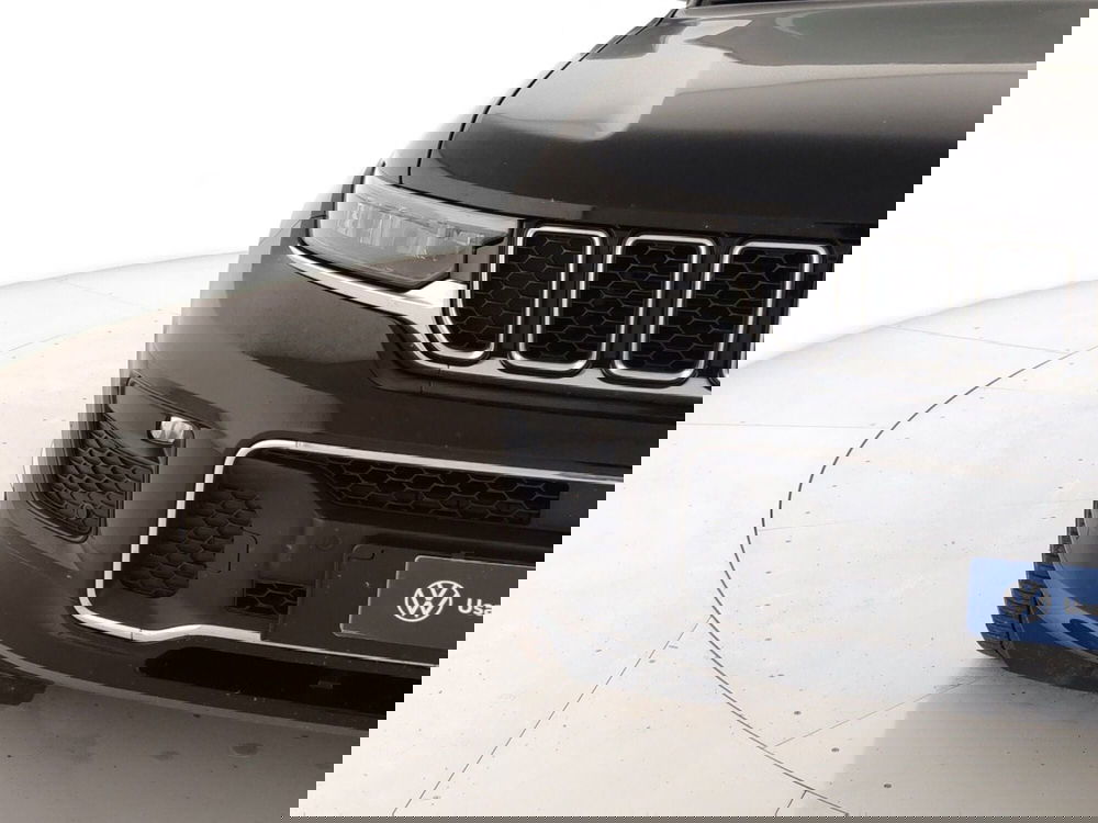 Jeep Grand Cherokee usata a Massa-Carrara (5)