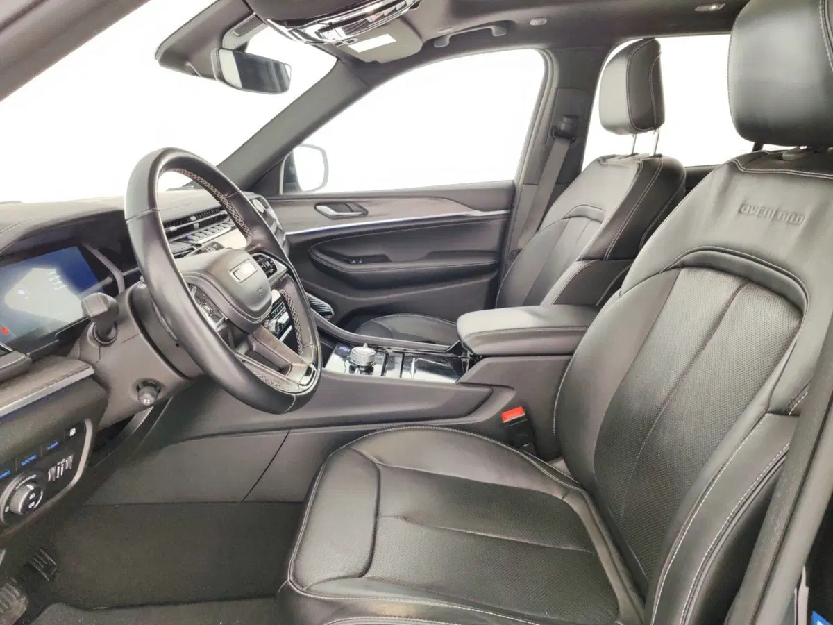 Jeep Grand Cherokee usata a Massa-Carrara (7)