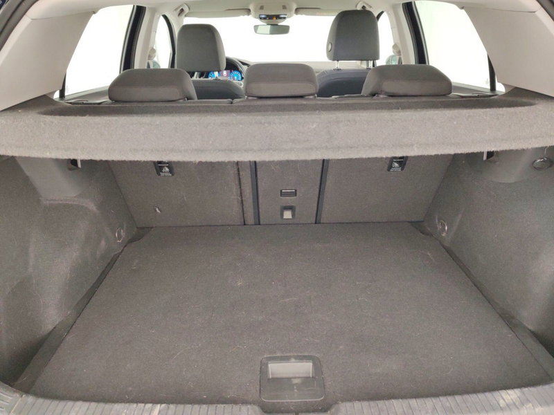 Volkswagen Golf usata a Massa-Carrara (17)