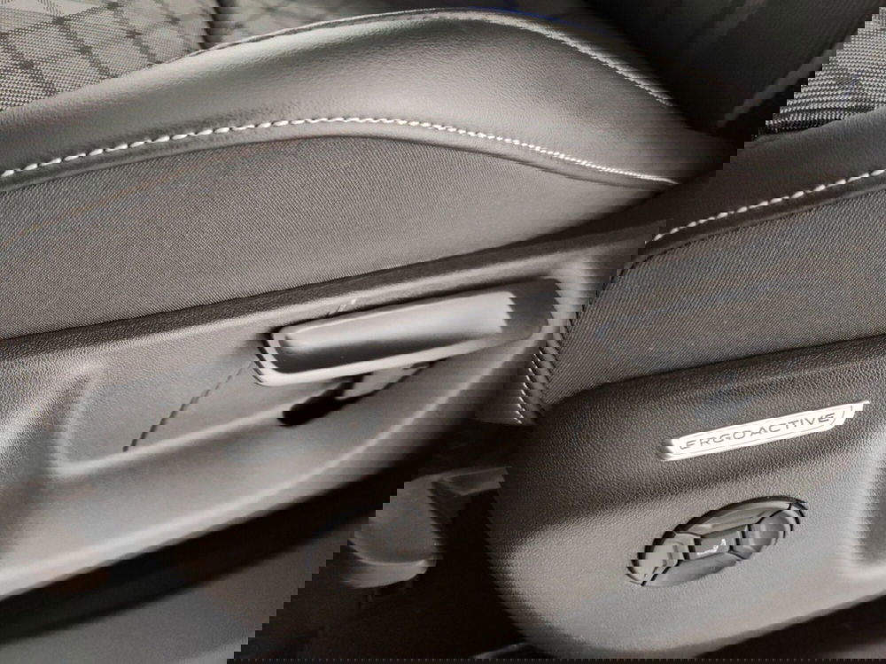 Volkswagen Tiguan usata a Massa-Carrara (11)