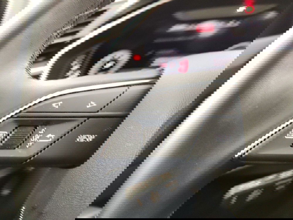 Audi Q3 Sportback usata a Massa-Carrara (14)