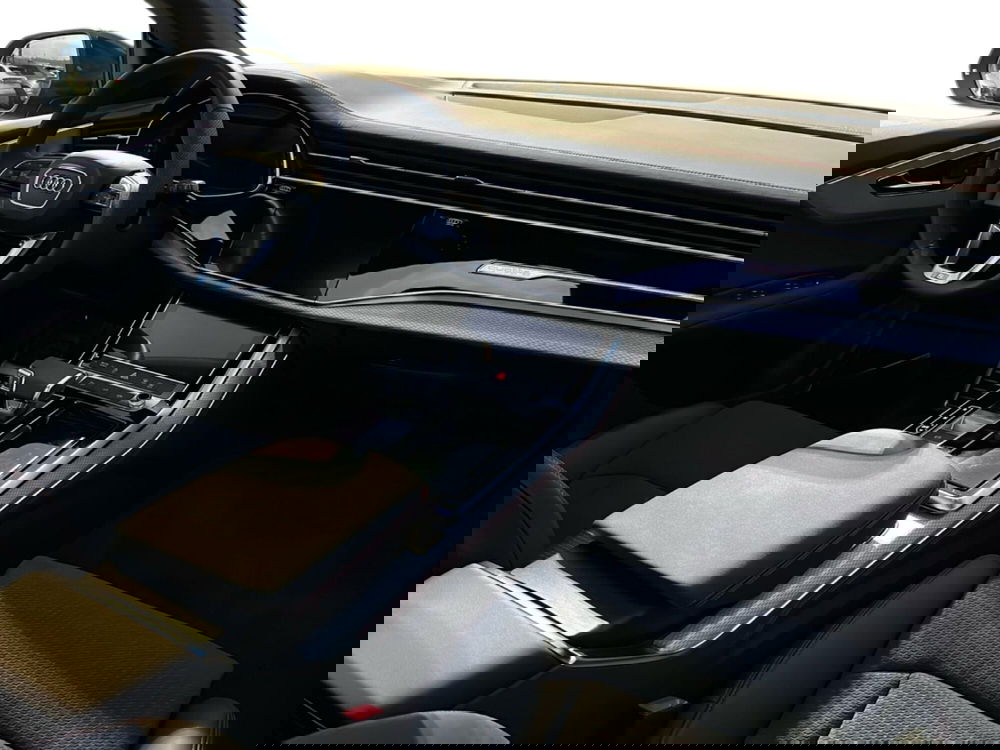 Audi Q8 usata a Napoli (9)