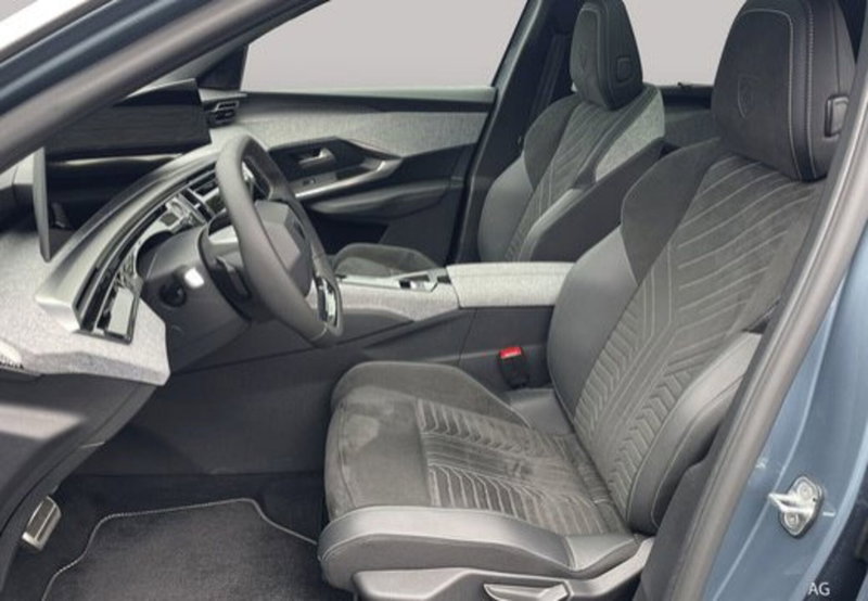 Peugeot 5008 nuova a Varese (5)