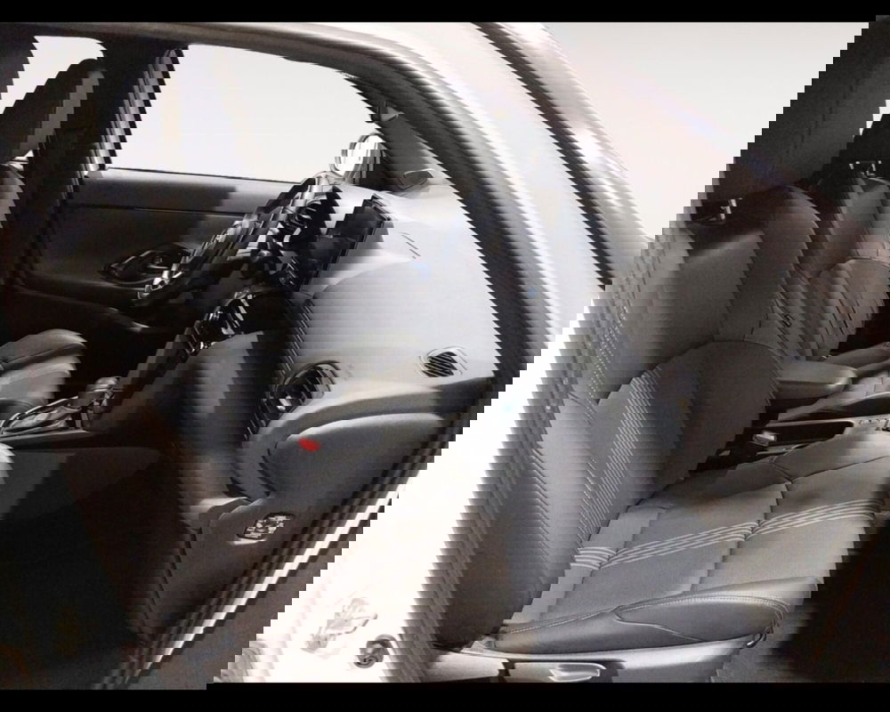 Toyota Yaris Cross usata a Forlì-Cesena (15)