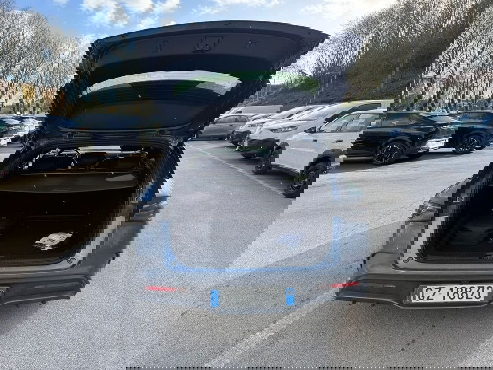 Byd Seal Station Wagon usata a Salerno (12)