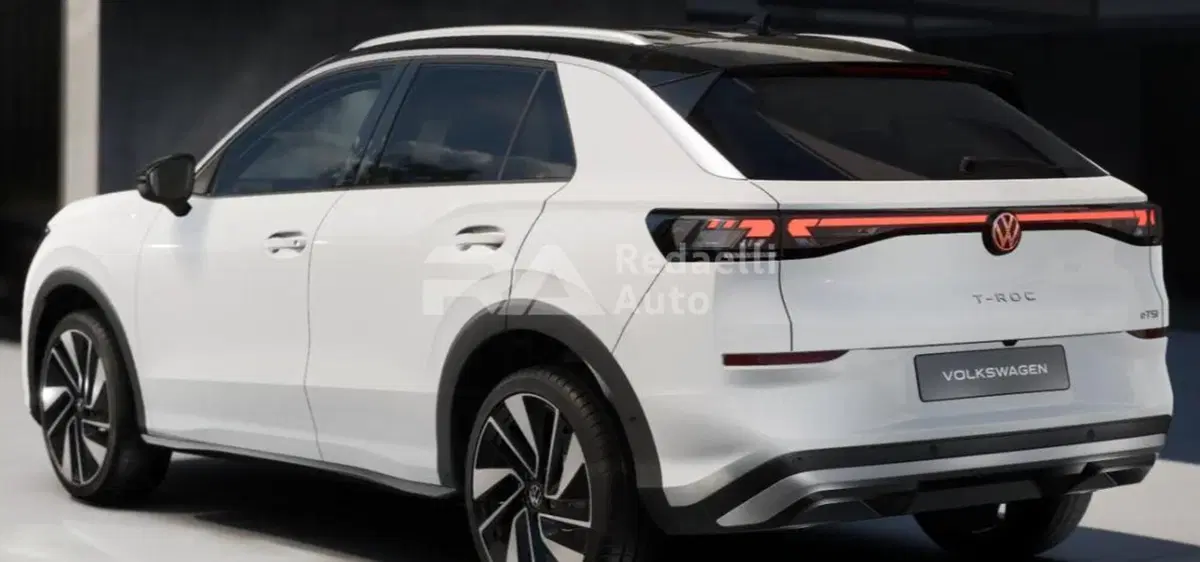 Volkswagen T-Roc nuova a Lecco (3)