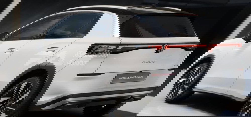 Volkswagen T-Roc nuova a Lecco (3)