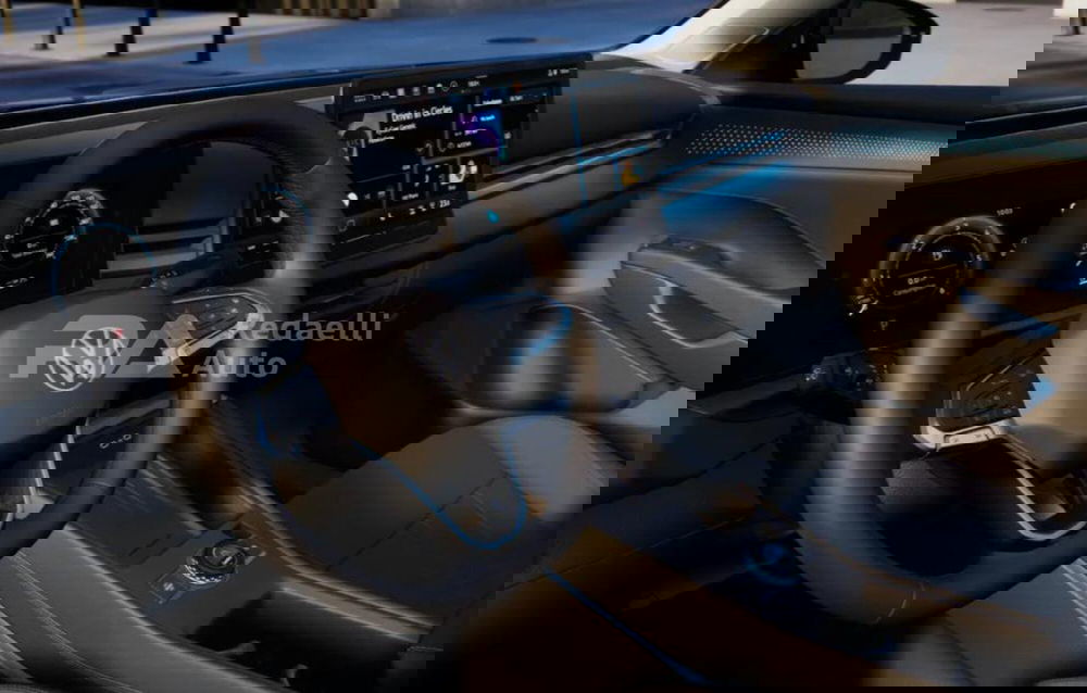 Volkswagen T-Roc nuova a Lecco (5)