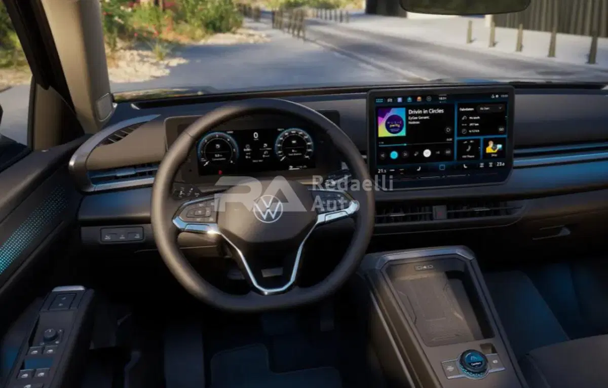 Volkswagen T-Roc nuova a Lecco (7)